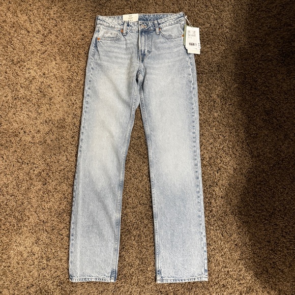 H&M Denim - NWT H&M Light-wash Straight Leg Jeans